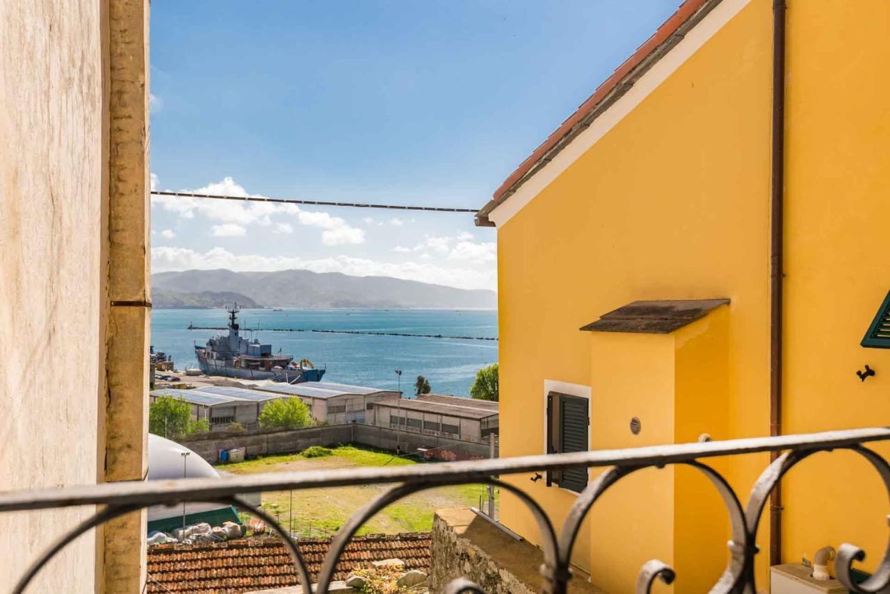 Apartment Equilibrium, Terre Marine, Marola